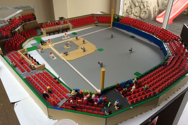 reste à changer les plaques Grises en vertes (16 plaques de 32x32)