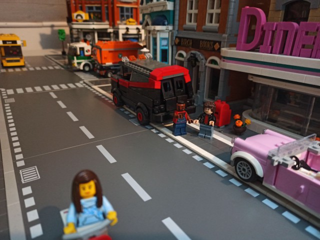 1604242751563-min.jpg (891.39 Kio) Vu 2621 fois Barracuda et Michael Knight en pleine discussion